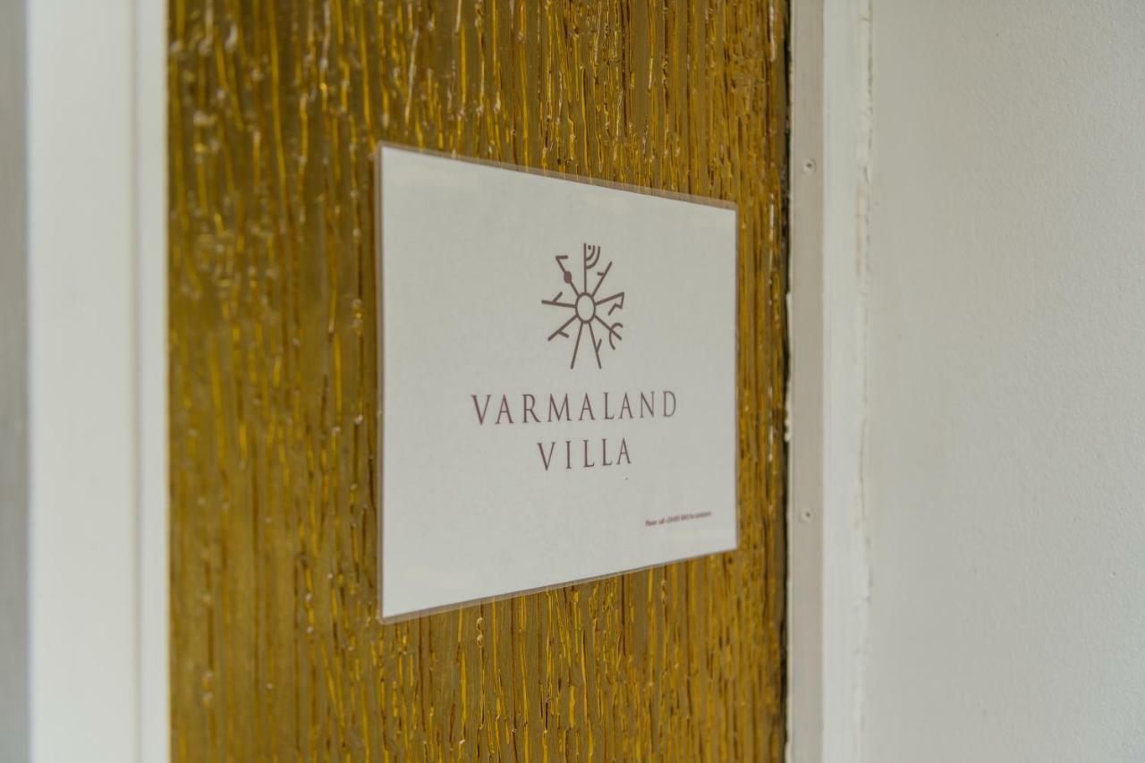Varmaland Villa ภายนอก รูปภาพ
